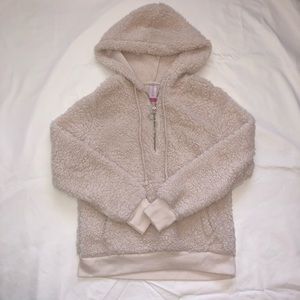 no boundaries sherpa hoodie